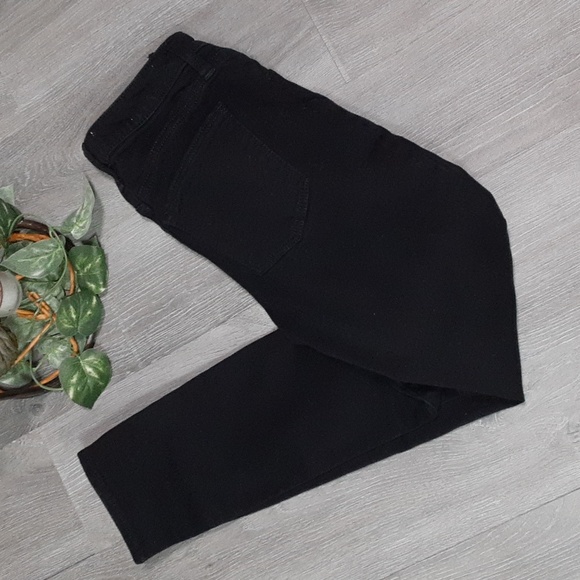 Universal Thread Mid Rise Curvy Skinny Jeans - Picture 8 of 13